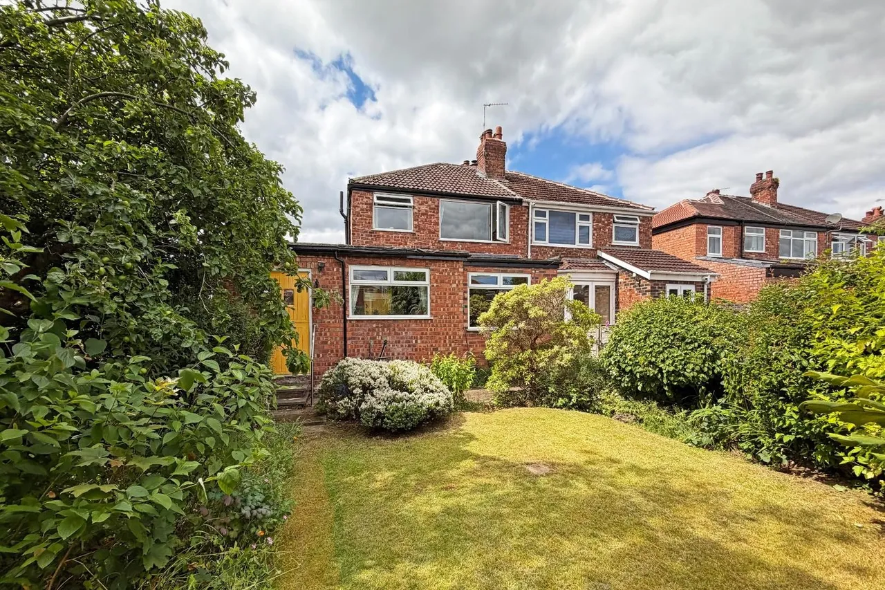 Greenway Road, Timperley WA15 6BL, photo 16