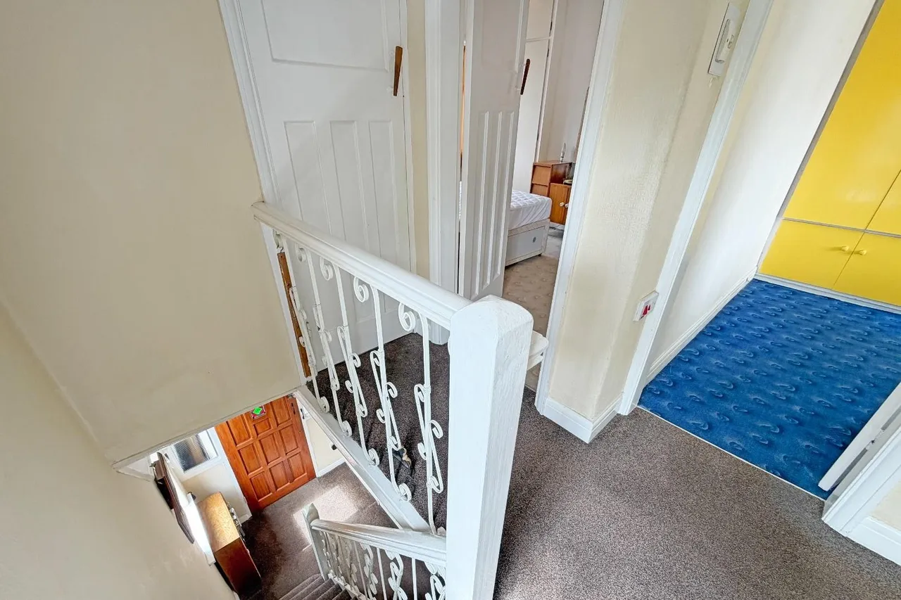 Greenway Road, Timperley WA15 6BL, photo 36