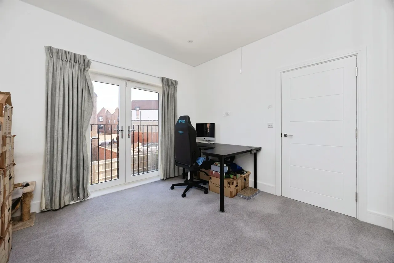 Highwood Drive, Chilmington Green, Ashford, photo 12