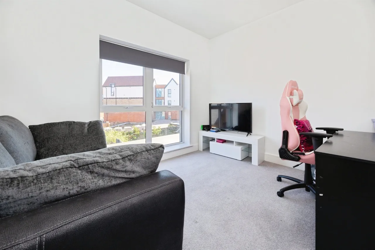Highwood Drive, Chilmington Green, Ashford, photo 9