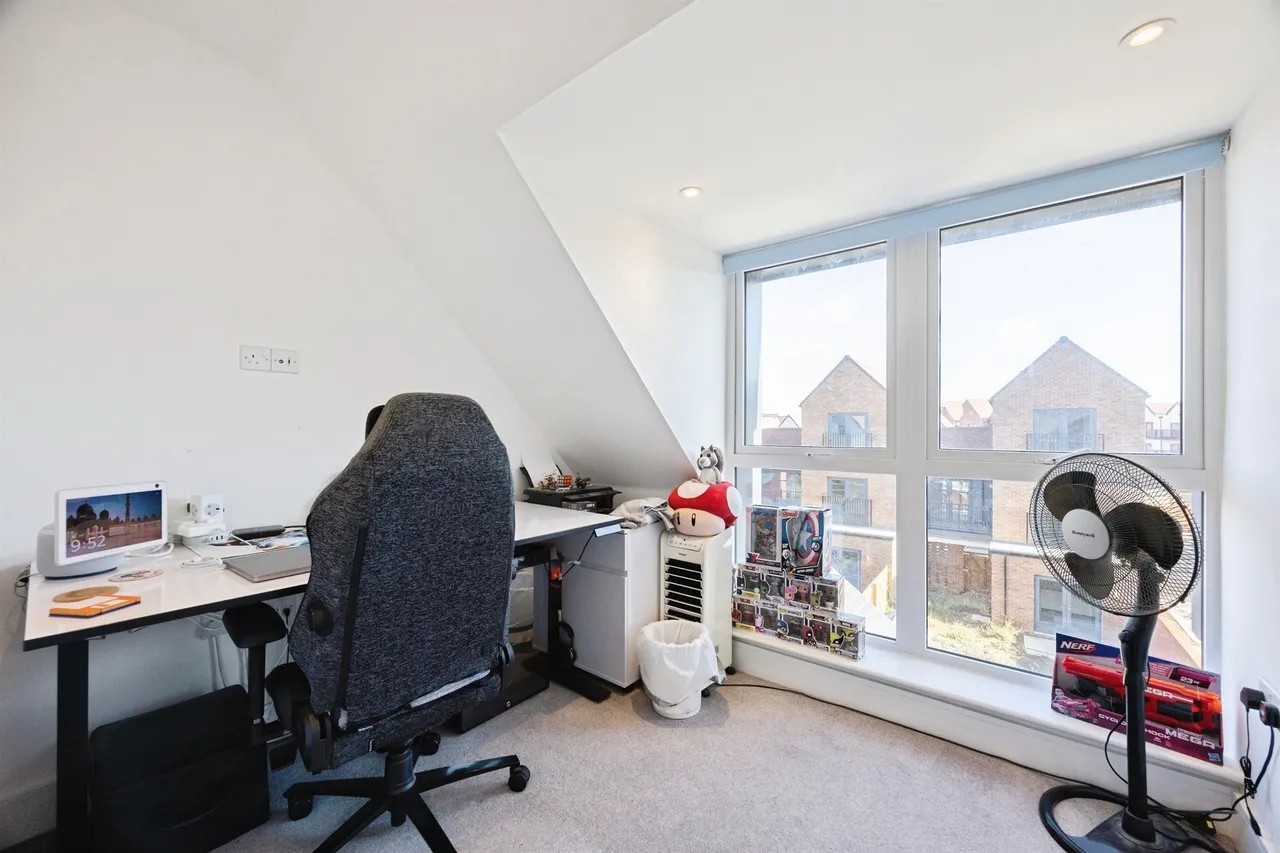 Highwood Drive, Chilmington Green, Ashford, photo 7