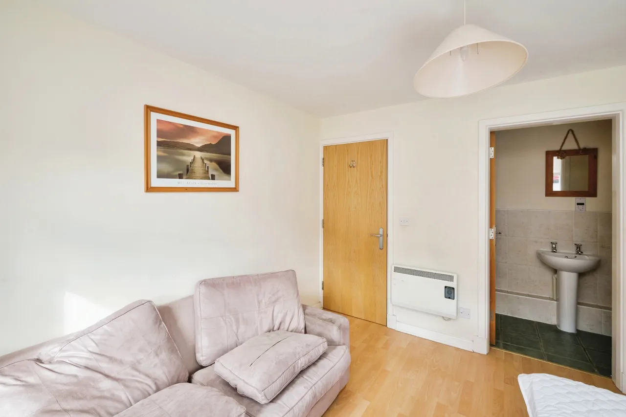 Branston Street, Birmingham, B18, photo 5