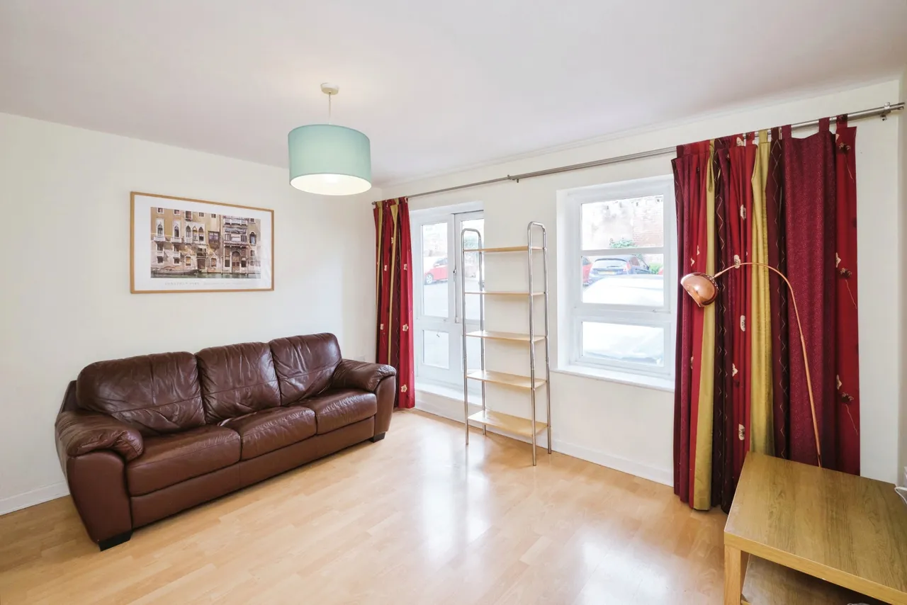 Branston Street, Birmingham, B18, photo 3