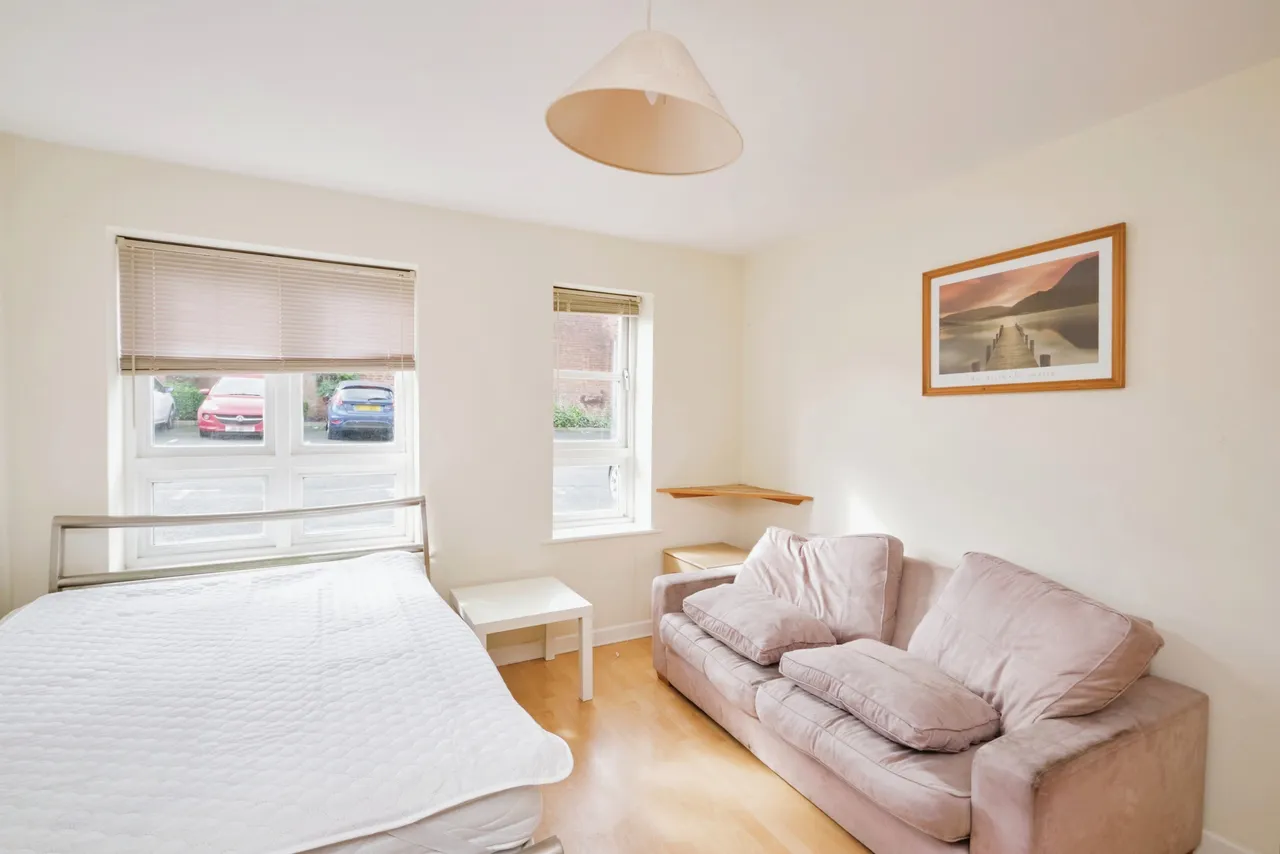 Branston Street, Birmingham, B18, photo 13