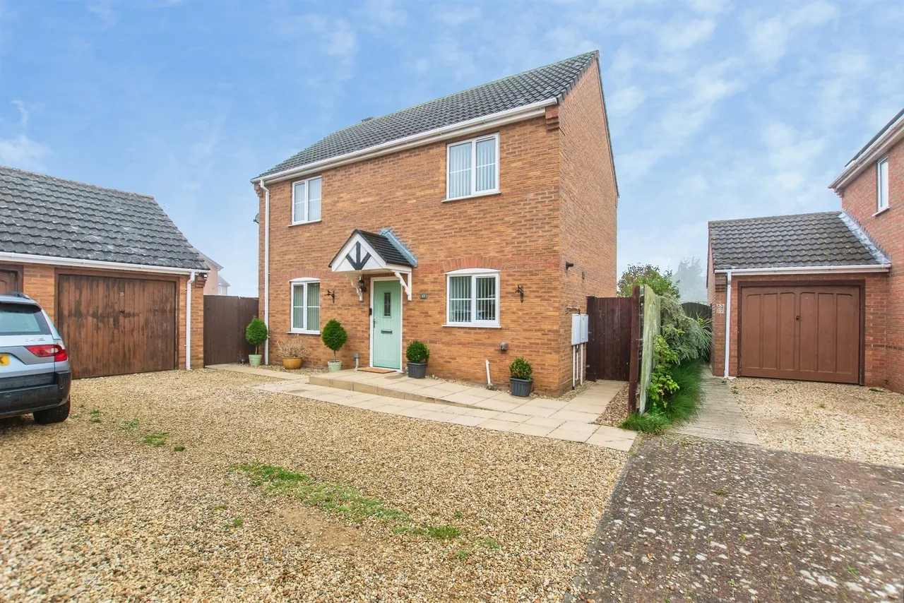 3 bed house for sale, Sandringham Court, Holbeach, PE12