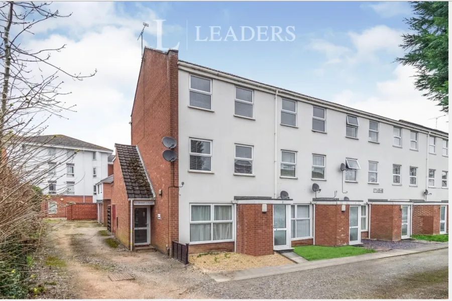 2 bed flat to rent, Charlotte Street, Leamington Spa, CV31