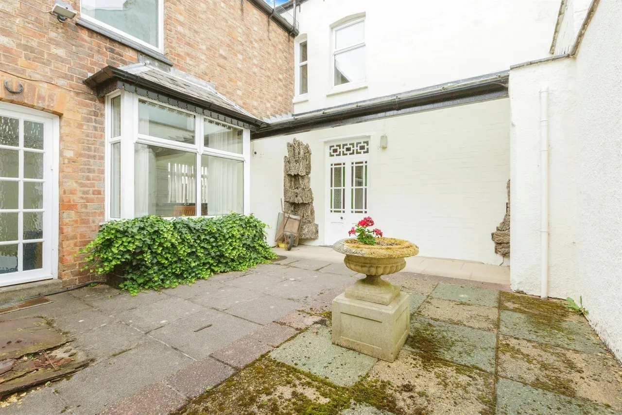 Leicester Road, Hinckley, photo 4