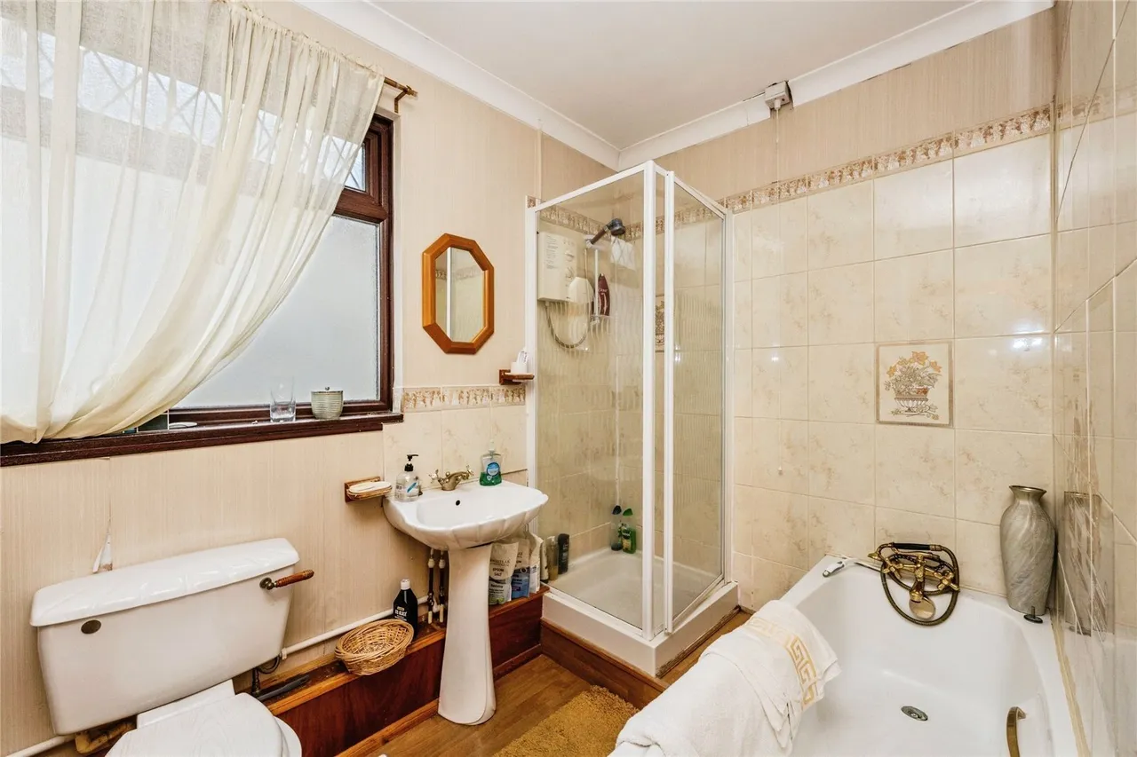 Coldstream Street, Llanelli, SA15, photo 16
