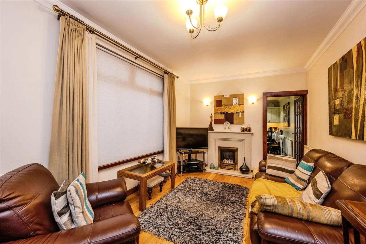 Coldstream Street, Llanelli, SA15, photo 6