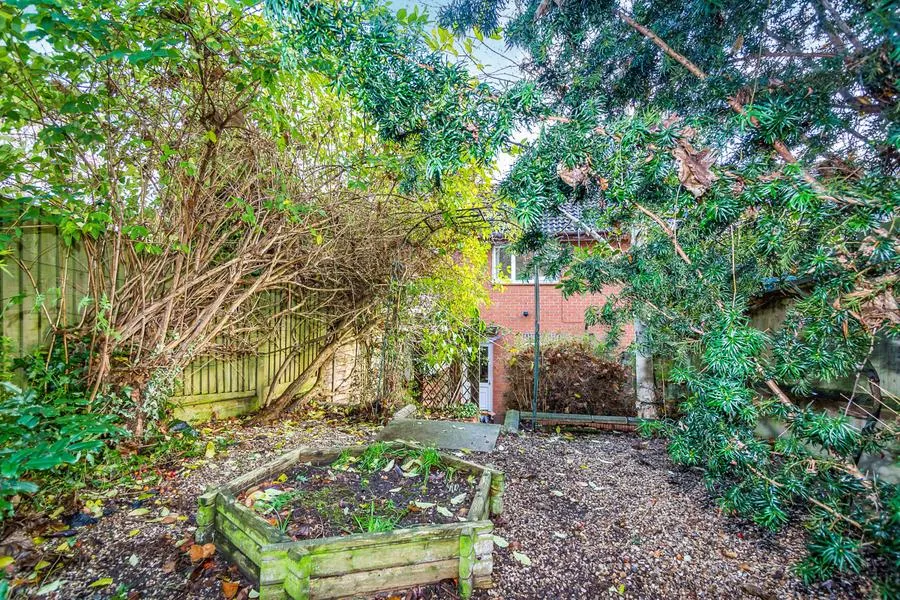 Broad Hinton, Twyford, RG10, photo 11