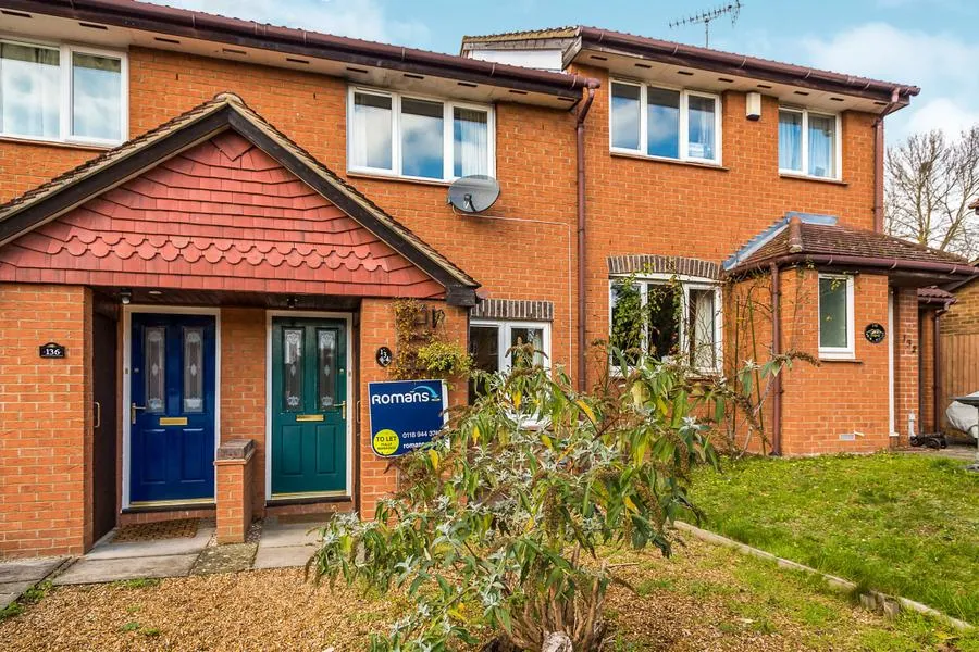 2 bed property to rent, Broad Hinton, Twyford, RG10