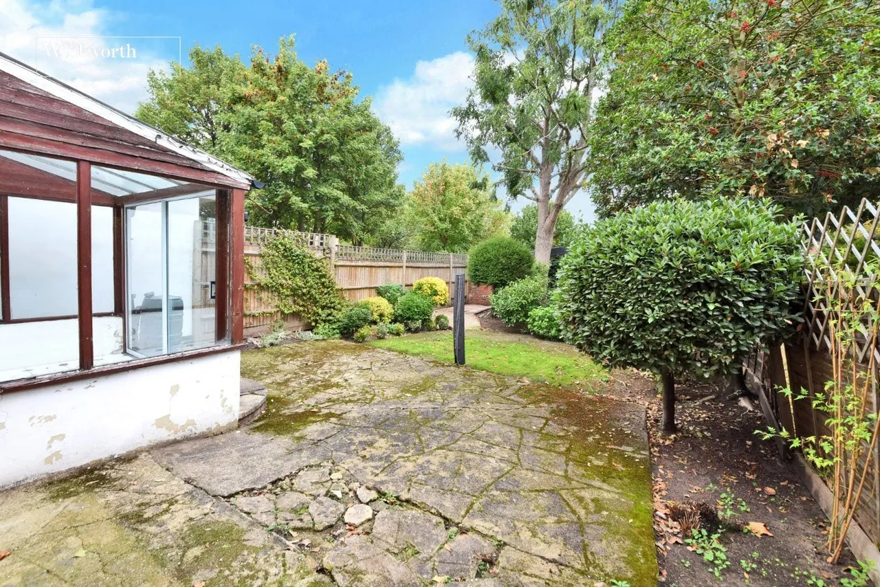 Sherwood Park Road, Sutton, SM1, photo 17