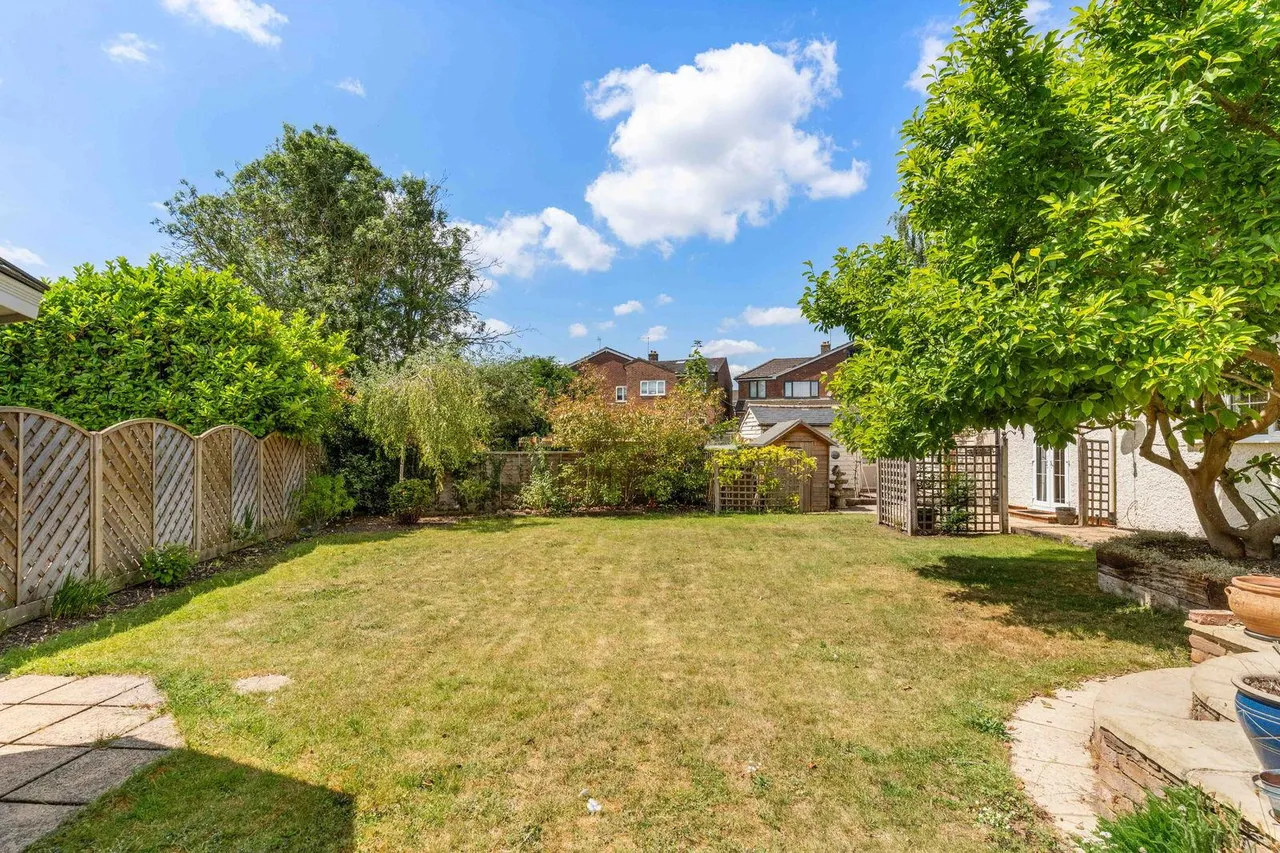 Chapel End, Buntingford, SG9, photo 32