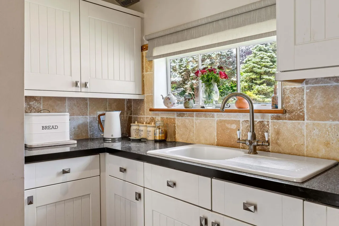 Chapel End, Buntingford, SG9, photo 18