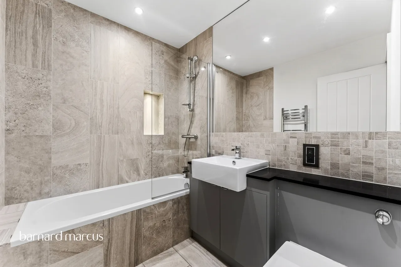 Eardley Road, London, SW16, photo 11