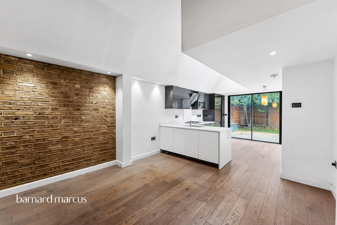 Eardley Road, London, SW16, photo 3