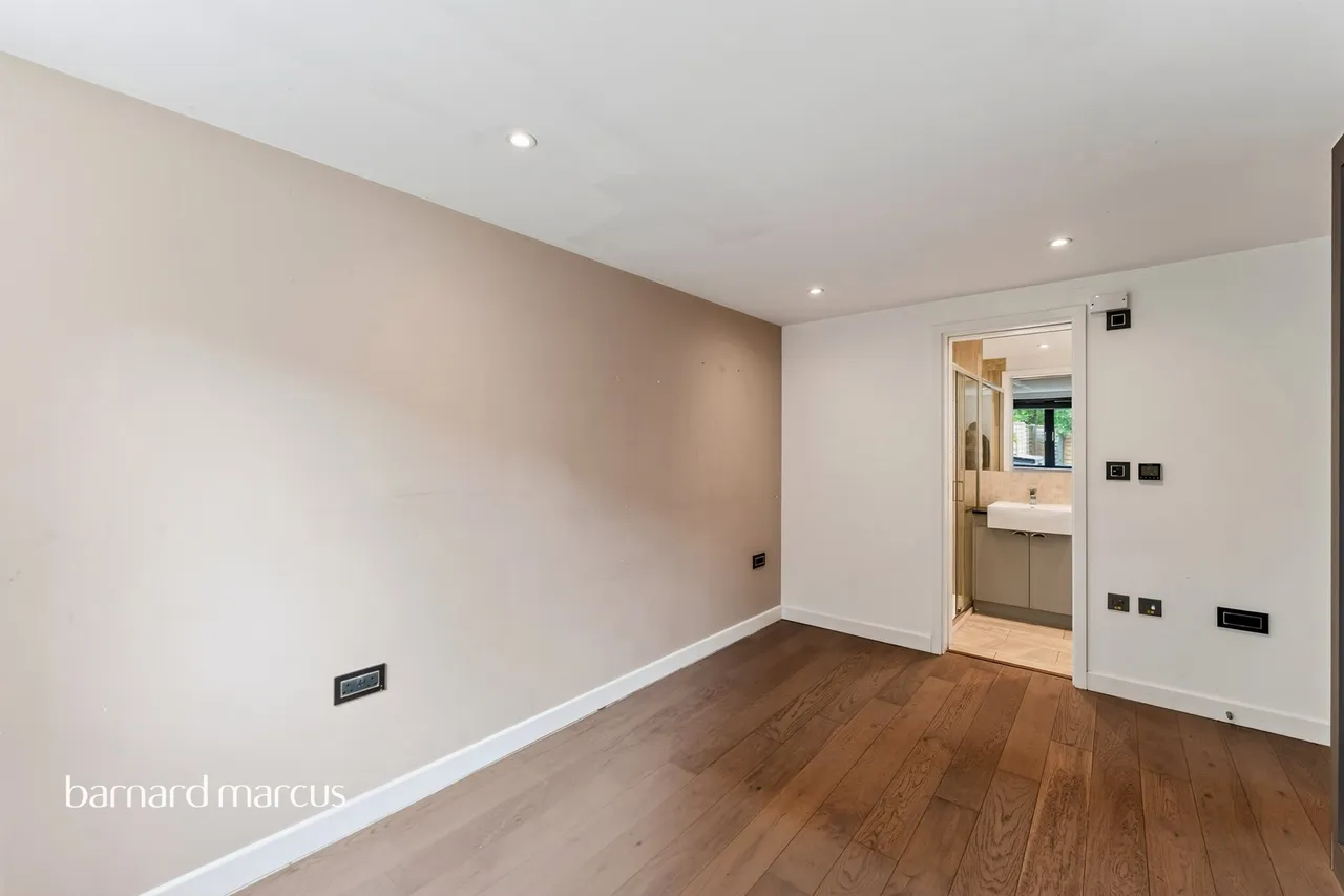 Eardley Road, London, SW16, photo 5