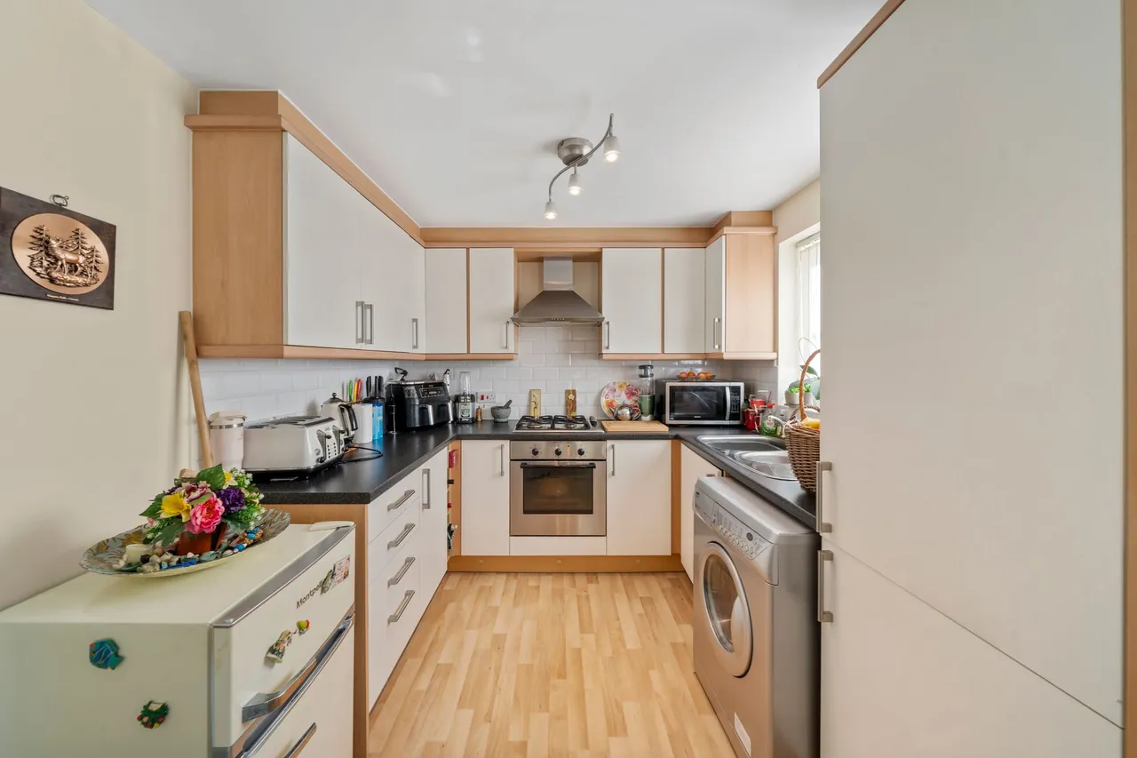 Stott Wharf, Leigh, WN7, photo 5