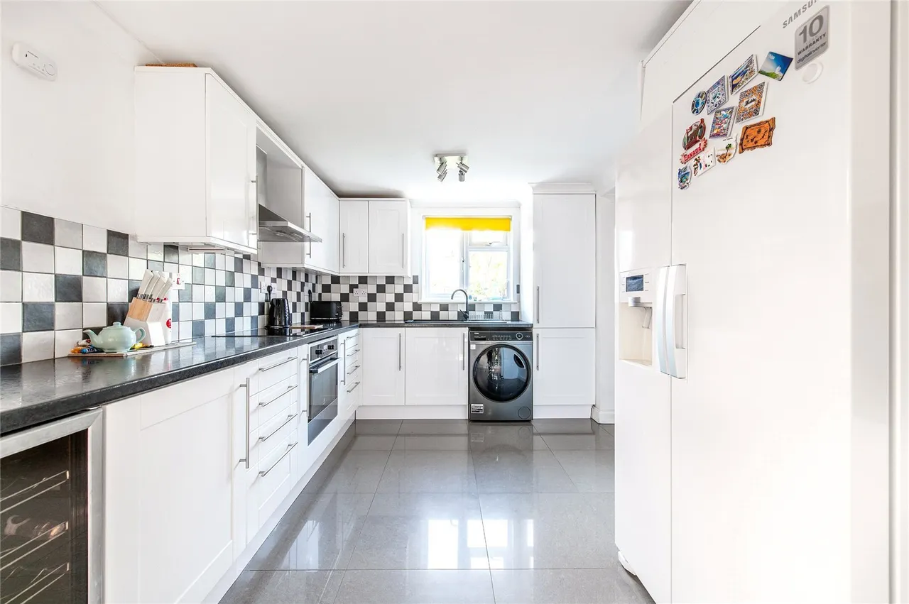 Elm Crescent, East Malling, ME19, photo 14