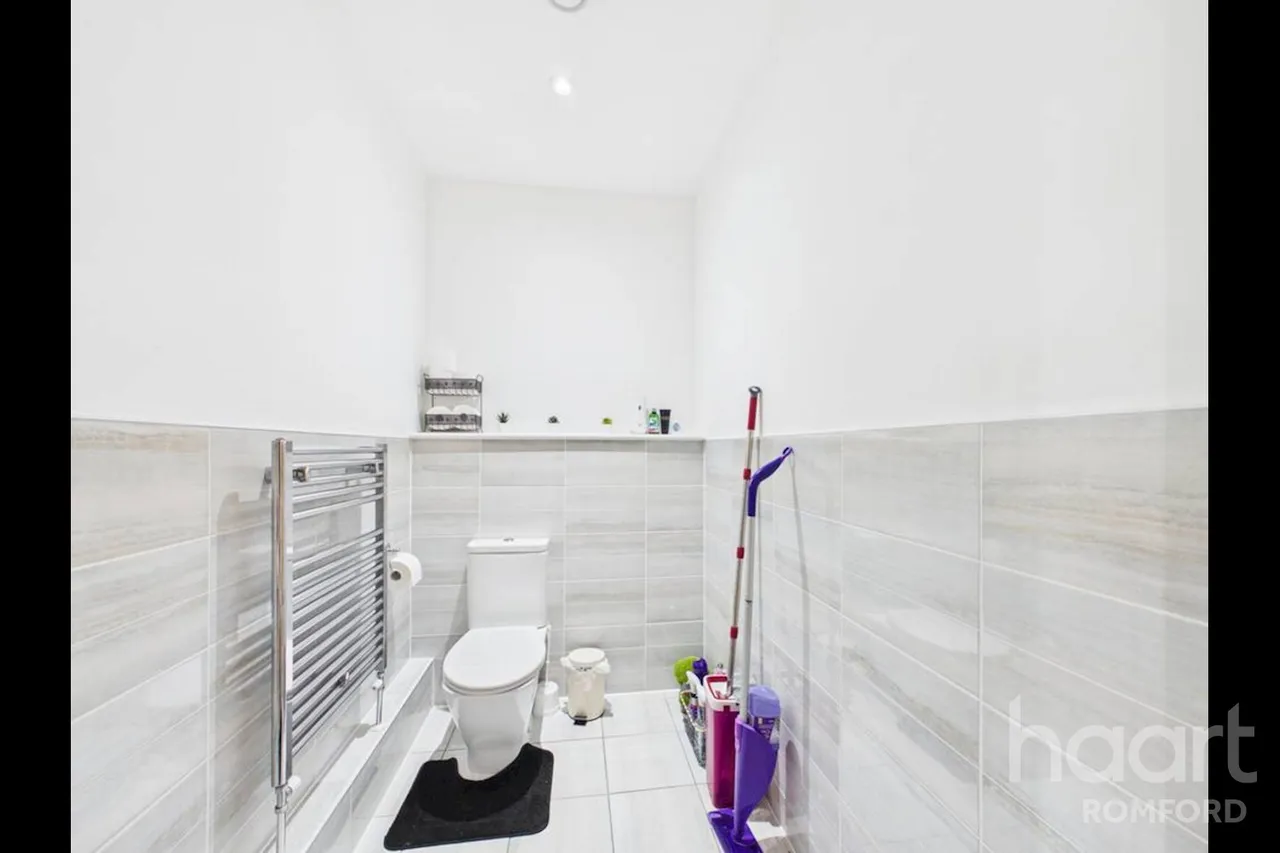 Bournebrook Grove, Romford, RM7, photo 7