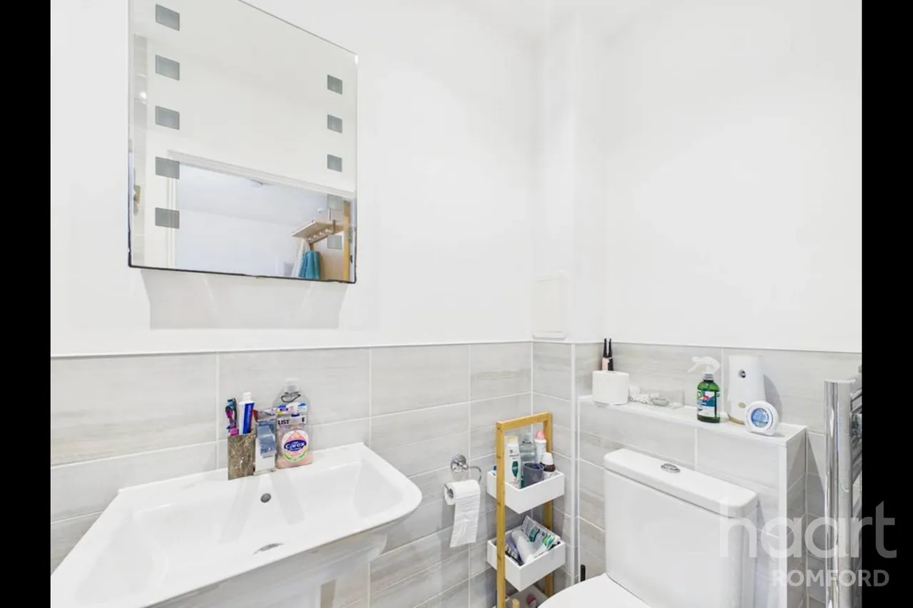 Bournebrook Grove, Romford, RM7, photo 15