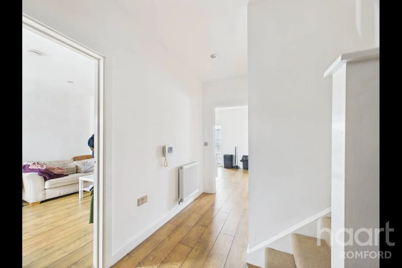 Bournebrook Grove, Romford, RM7, photo 5