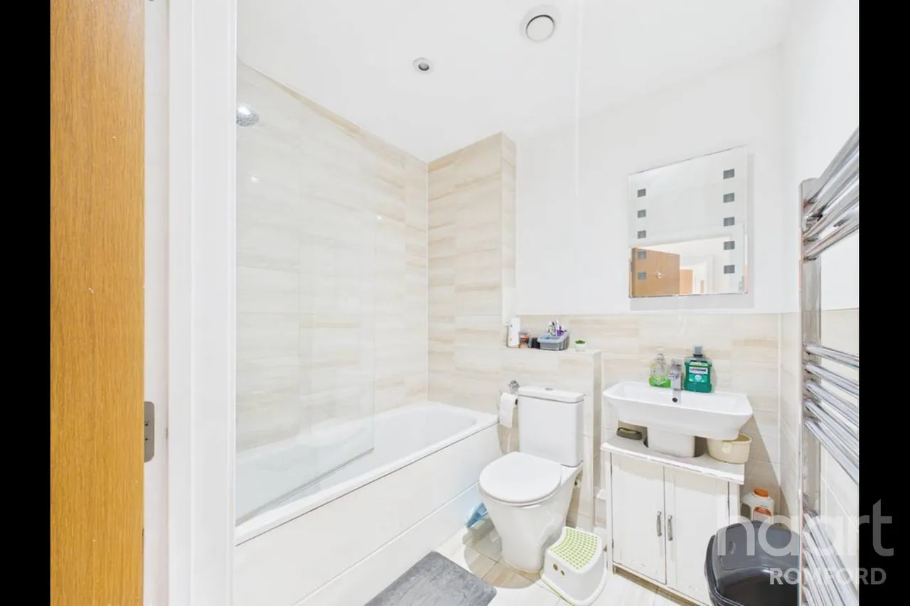 Bournebrook Grove, Romford, RM7, photo 4