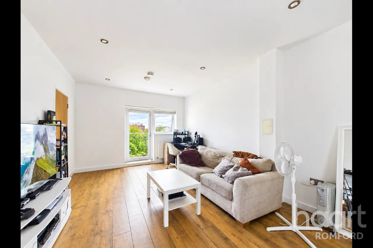 Bournebrook Grove, Romford, RM7, photo 2