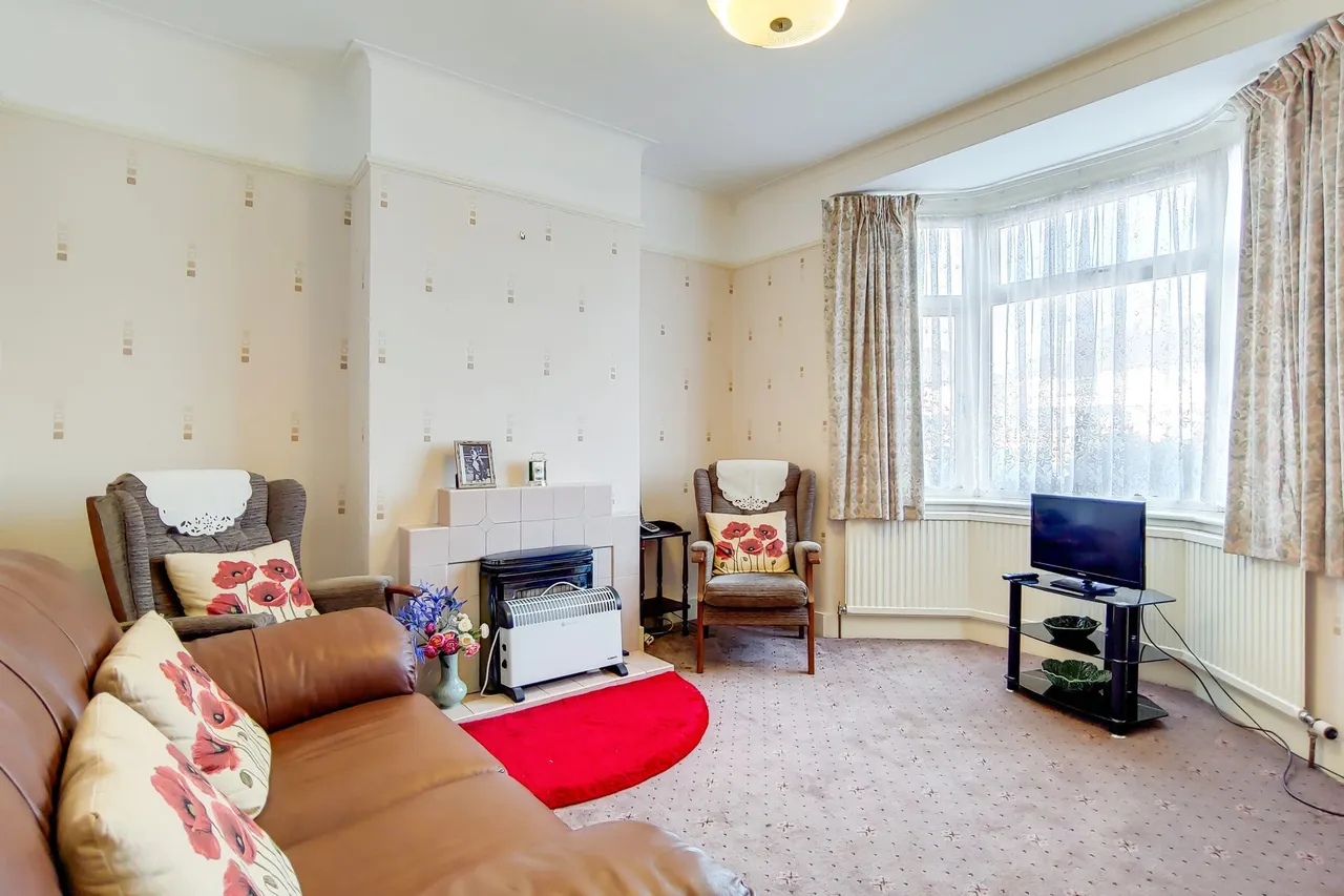512 Hertford Road, Edmonton, London, N9 8AE, photo 2