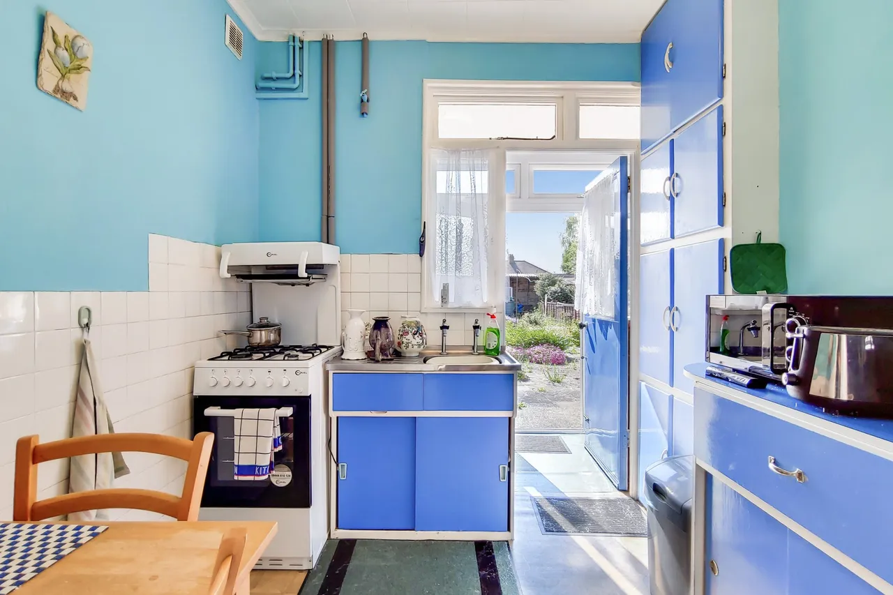 512 Hertford Road, Edmonton, London, N9 8AE, photo 3