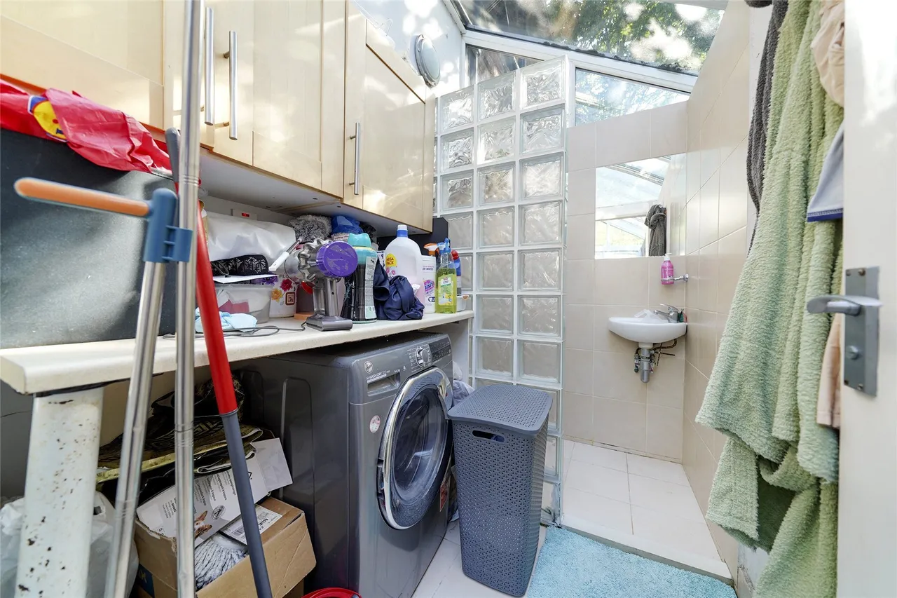 Whinfell Close, London, SW16, photo 13
