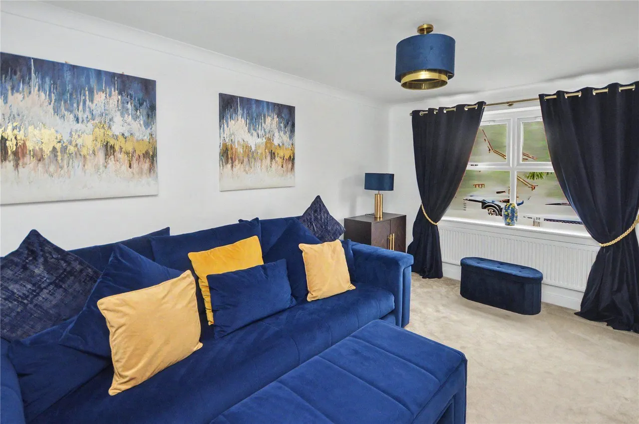 Avocet Garth, Leeds, LS10, photo 3