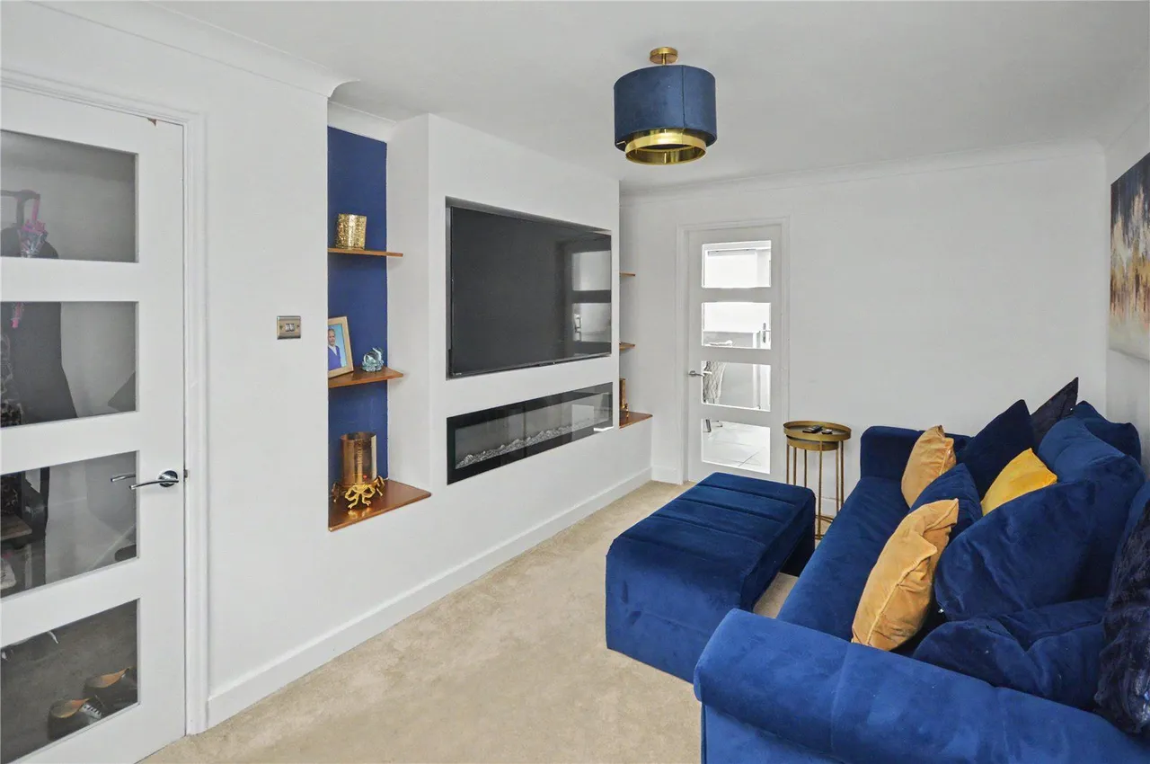Avocet Garth, Leeds, LS10, photo 2
