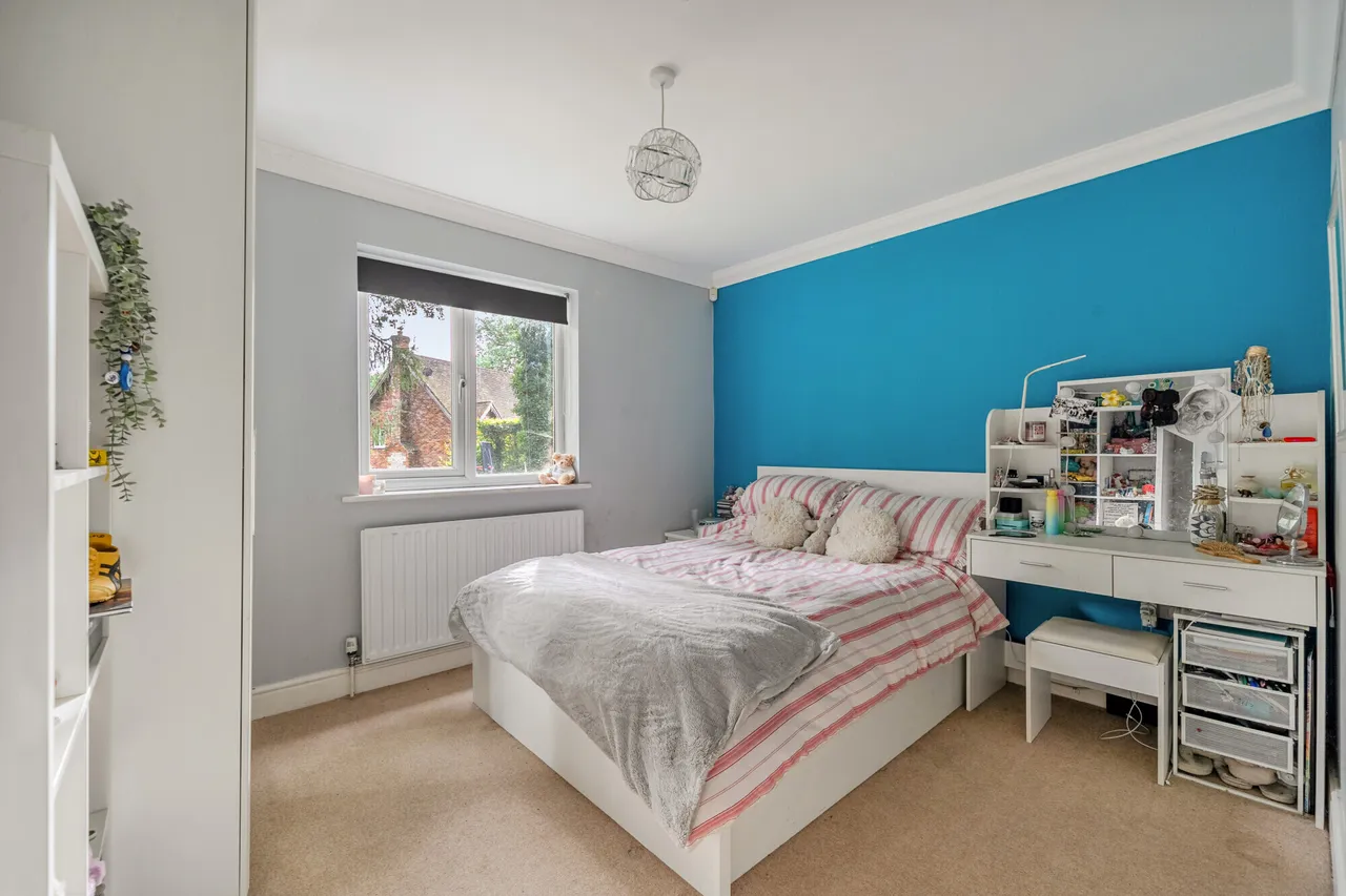 Whitmore Vale Road, Hindhead, GU26, photo 14