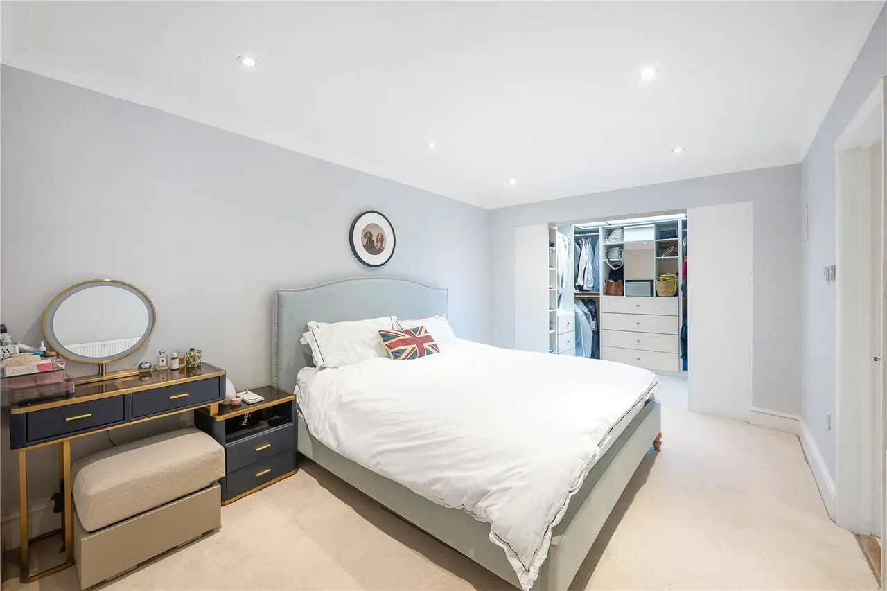 Wandsworth Bridge Road, Fulham, London, SW6, photo 20