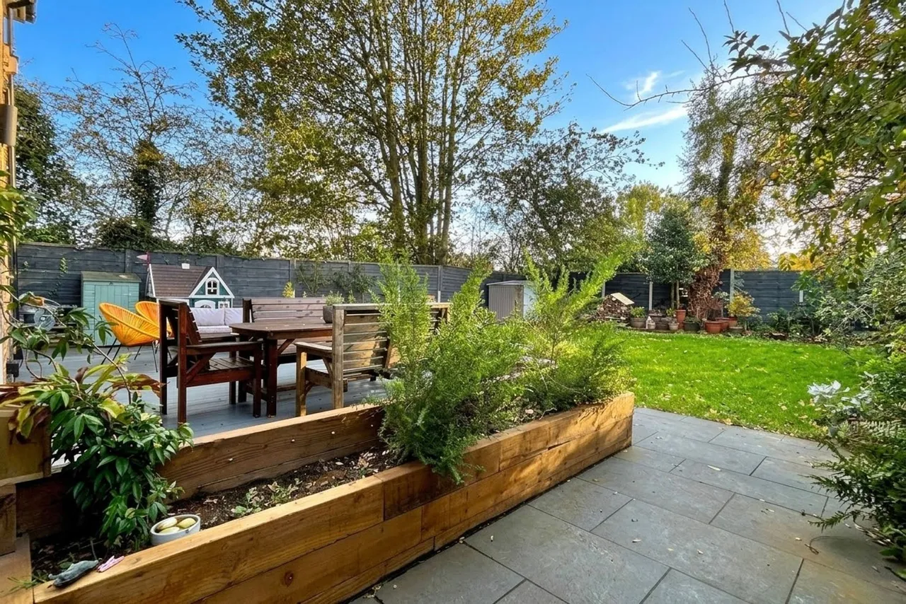 Ashfield Road, Cheadle, photo 24
