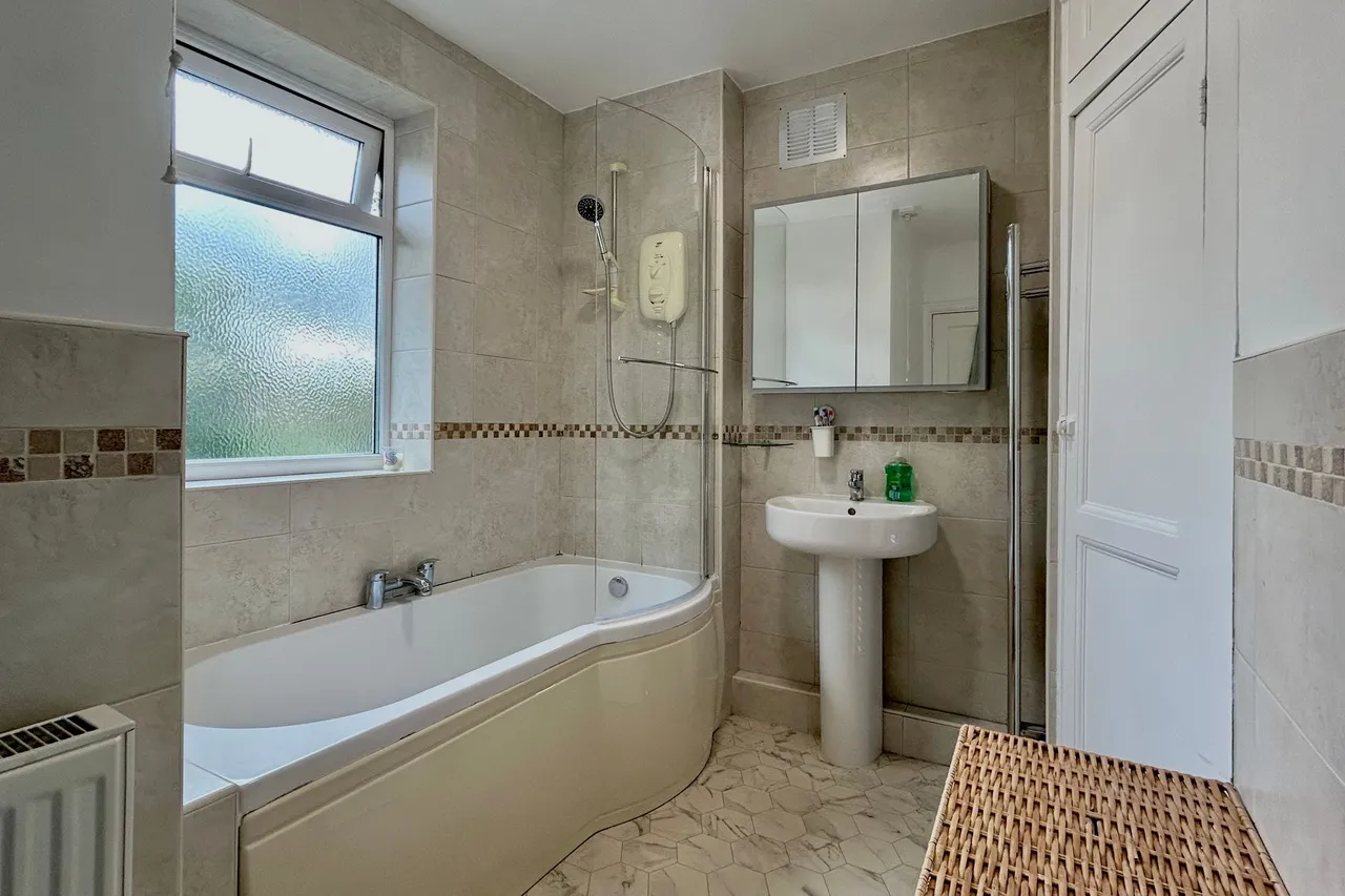 Ashfield Road, Cheadle, photo 19
