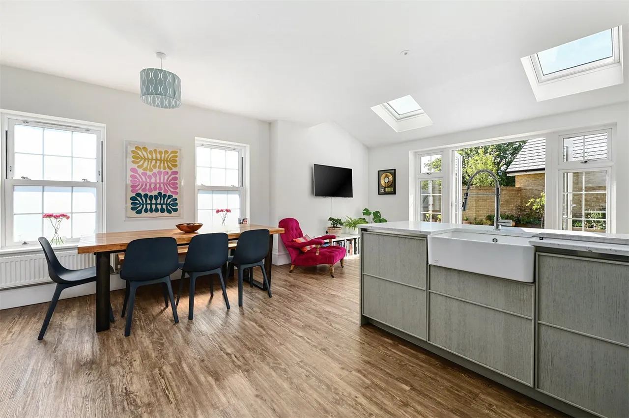 Featherfall Road, Crookham Village, Fleet, Hampshire, GU51 5EL, photo 7