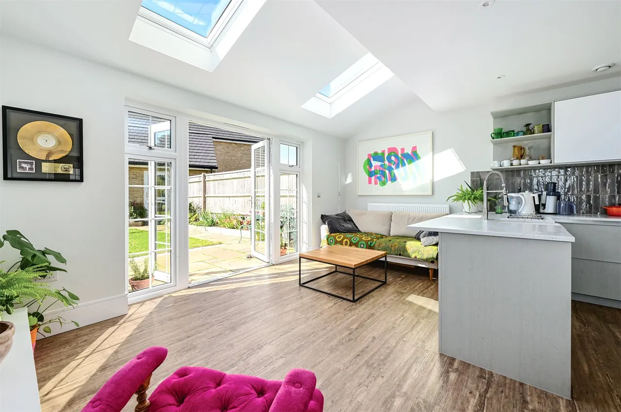 Featherfall Road, Crookham Village, Fleet, Hampshire, GU51 5EL, photo 6