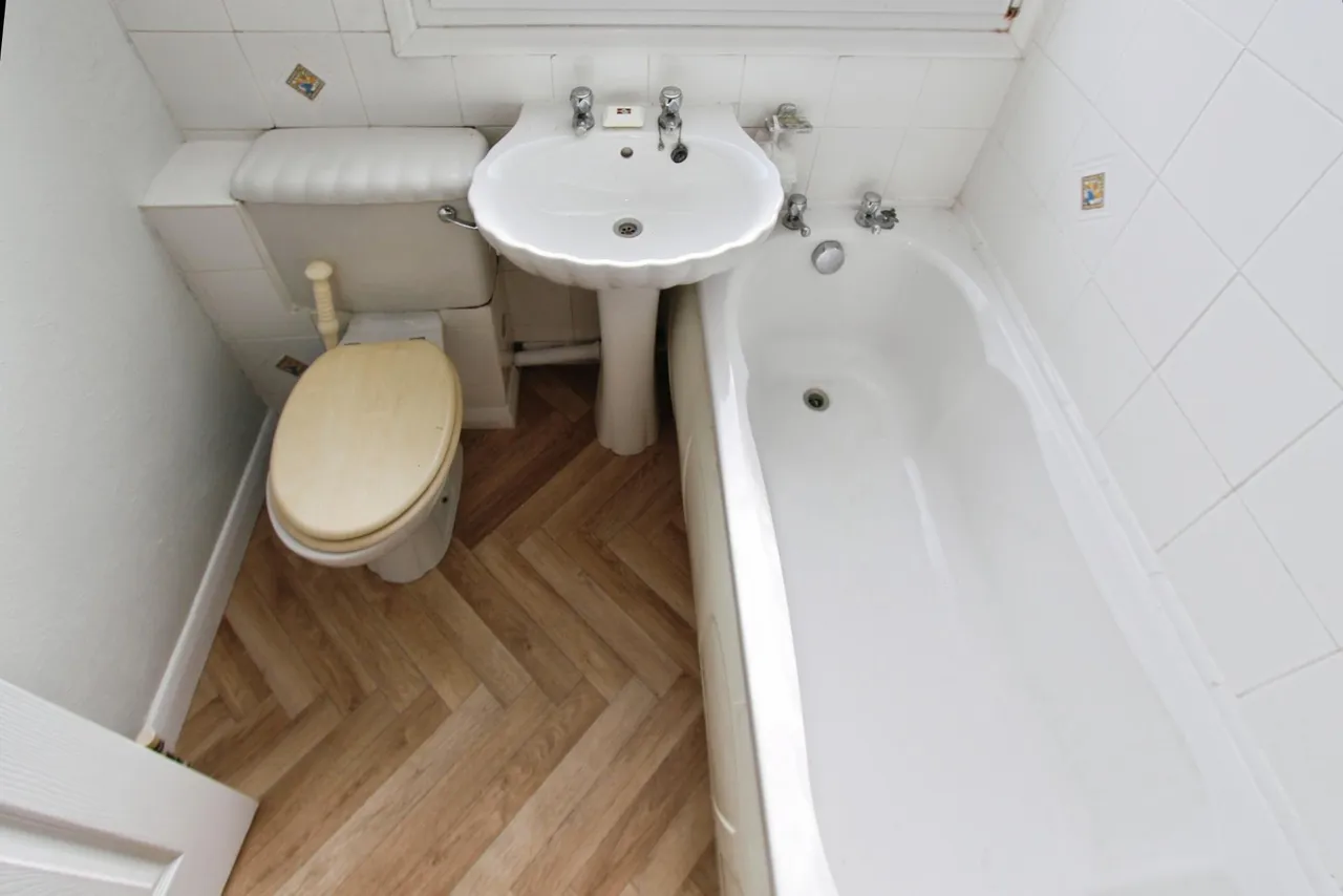 Ingleby Road, Sawley, NG10, photo 9