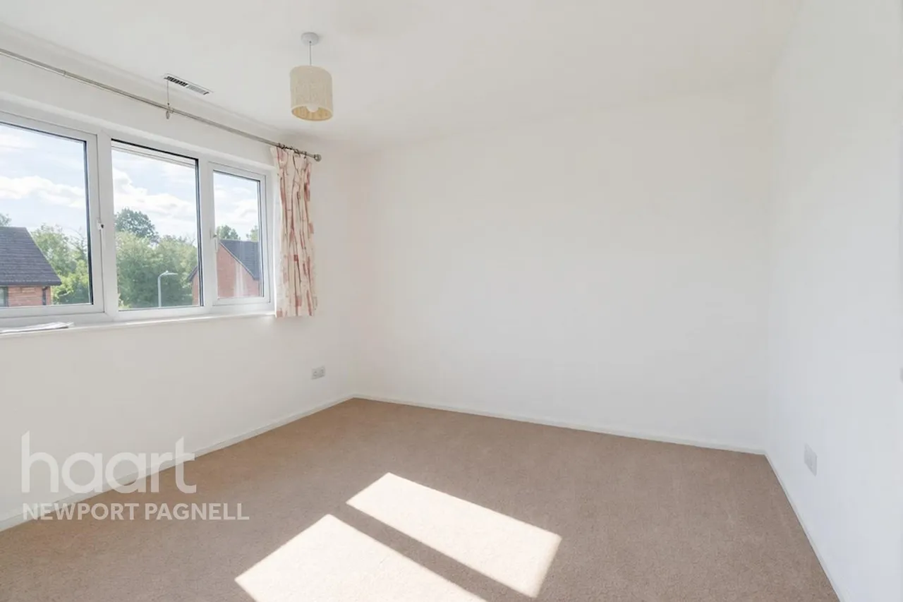 Summerhayes, Great Linford, MK14, photo 13