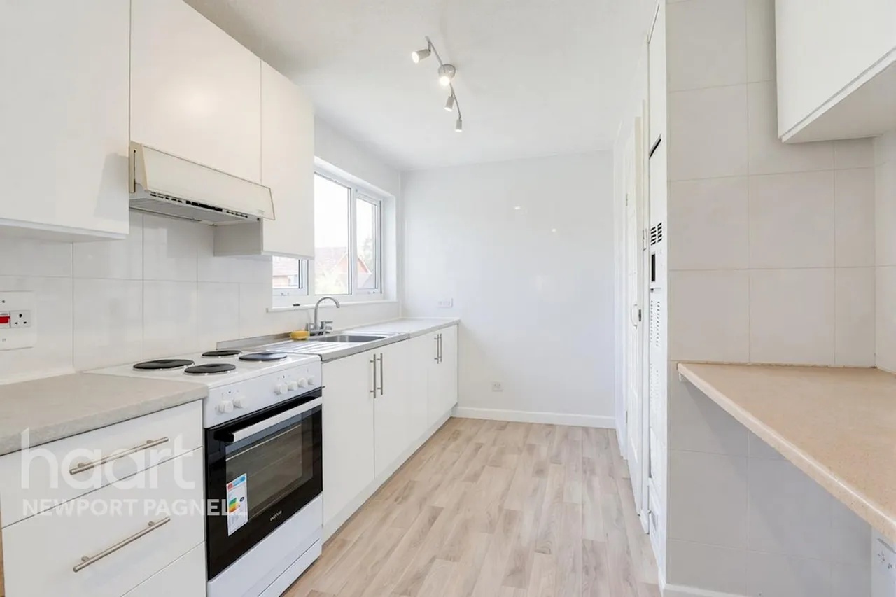 Summerhayes, Great Linford, MK14, photo 9