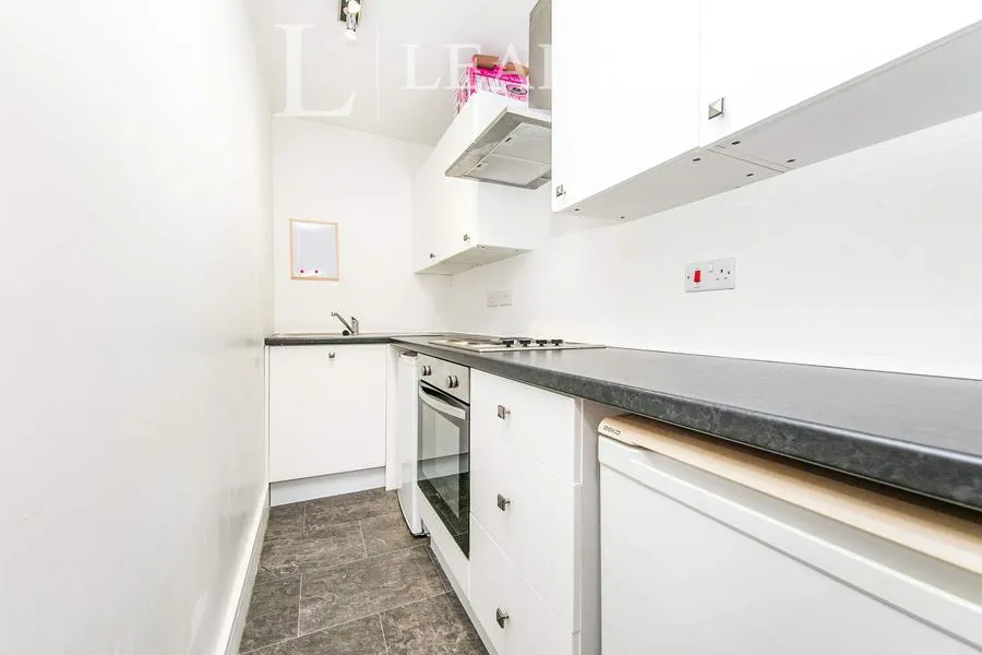 Coulsdon Close, Clacton-on-Sea, CO16, photo 4