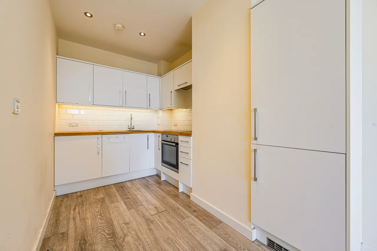 Apartment 307, Tower House, 65-71 Lewisham High Street, London, photo 4