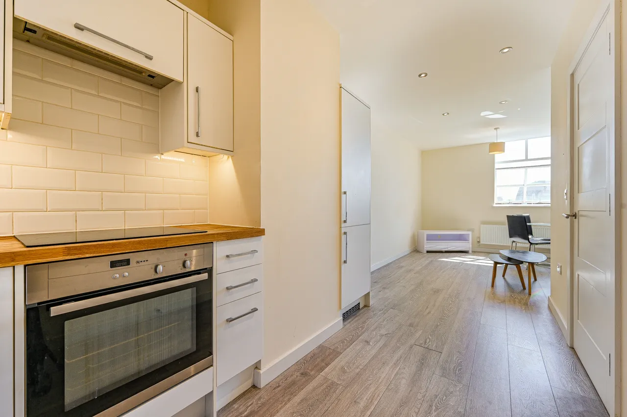 Apartment 307, Tower House, 65-71 Lewisham High Street, London, photo 5