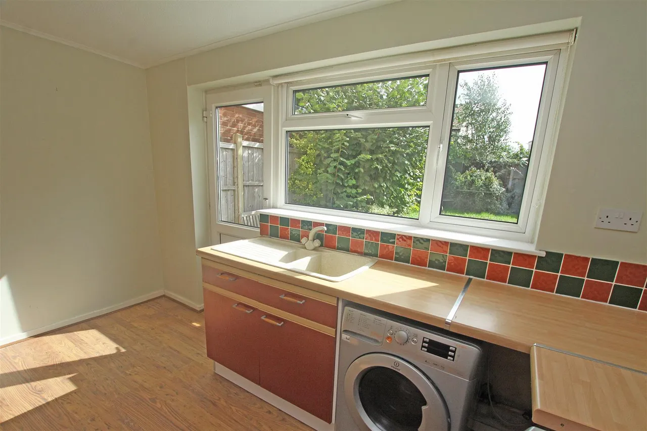 Durweston Close, Muscliff, Bournemouth, photo 6