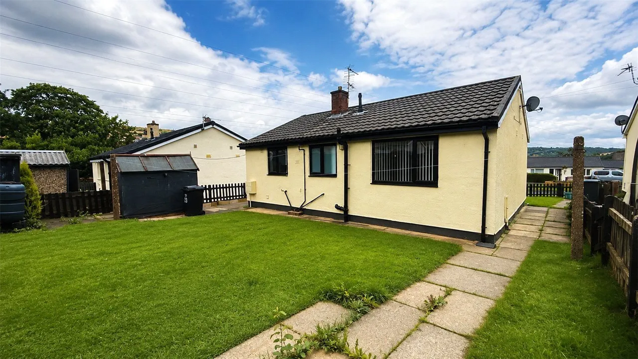 Lower Bentley Royd, Sowerby Bridge, HX6, photo 17
