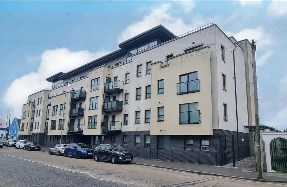2 bed flat for sale, Frances Street, Newtownards, BT23