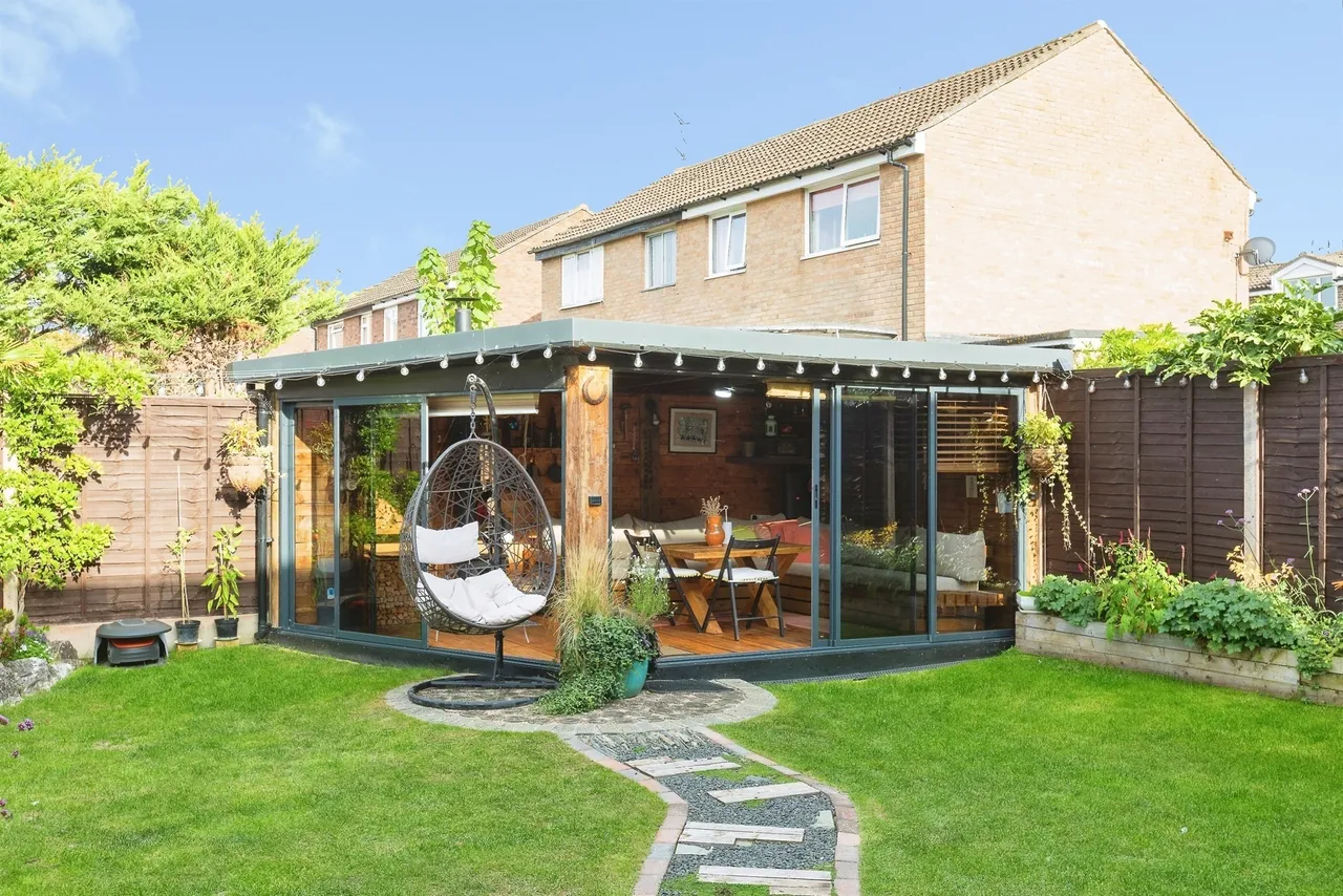 Thackeray End, Aylesbury, HP19, photo 4