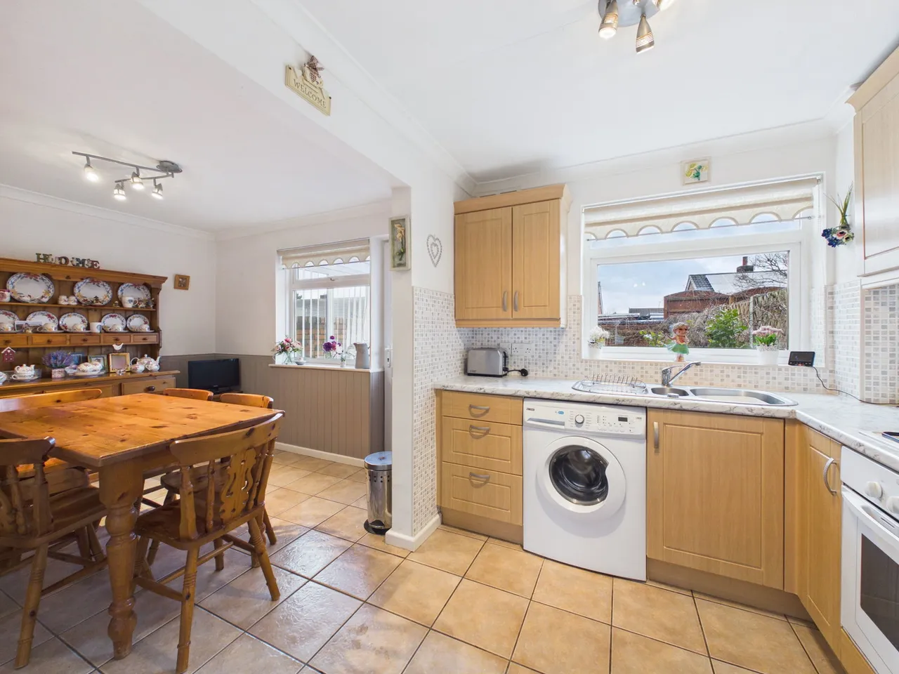The Oaklands, Kidderminster, DY10, photo 2
